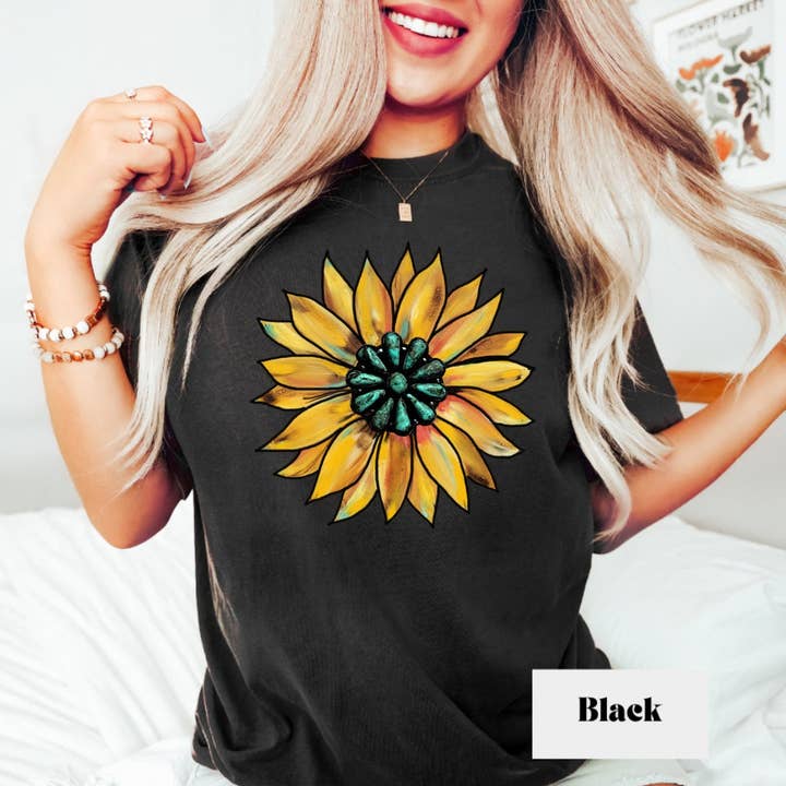 T-shirt Western Sunflower, t-shirt bohème country tendance, western pour la vente par Woven Wonder Apparel