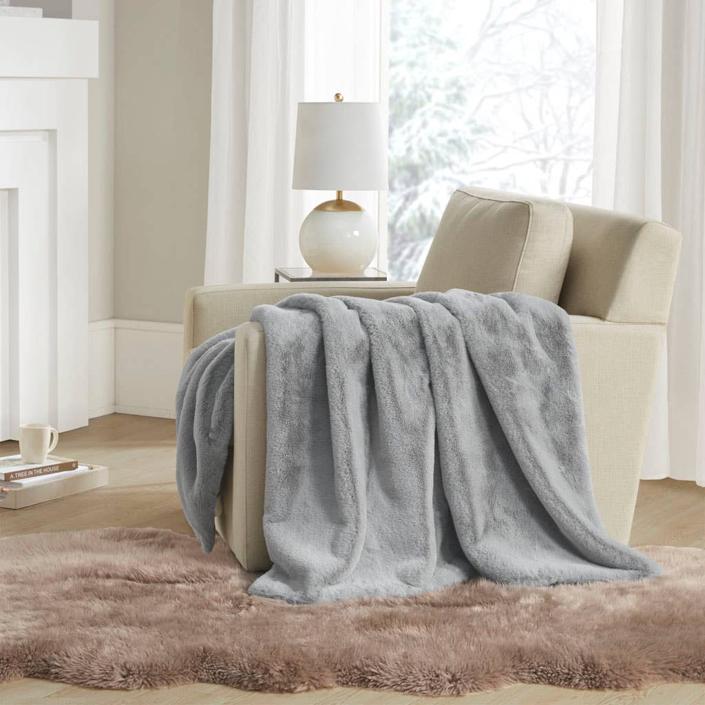 Olliix - Wholesale Throw Blanket - Vegan Premium Faux Fur Throw with Velvet Reverse, Grey0
