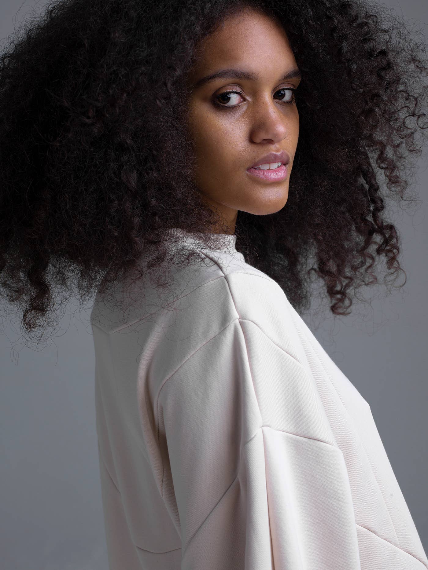 Lerz - Wholesale Sweatshirt - Women's - High Ribbed Oversized Sweatshirt1