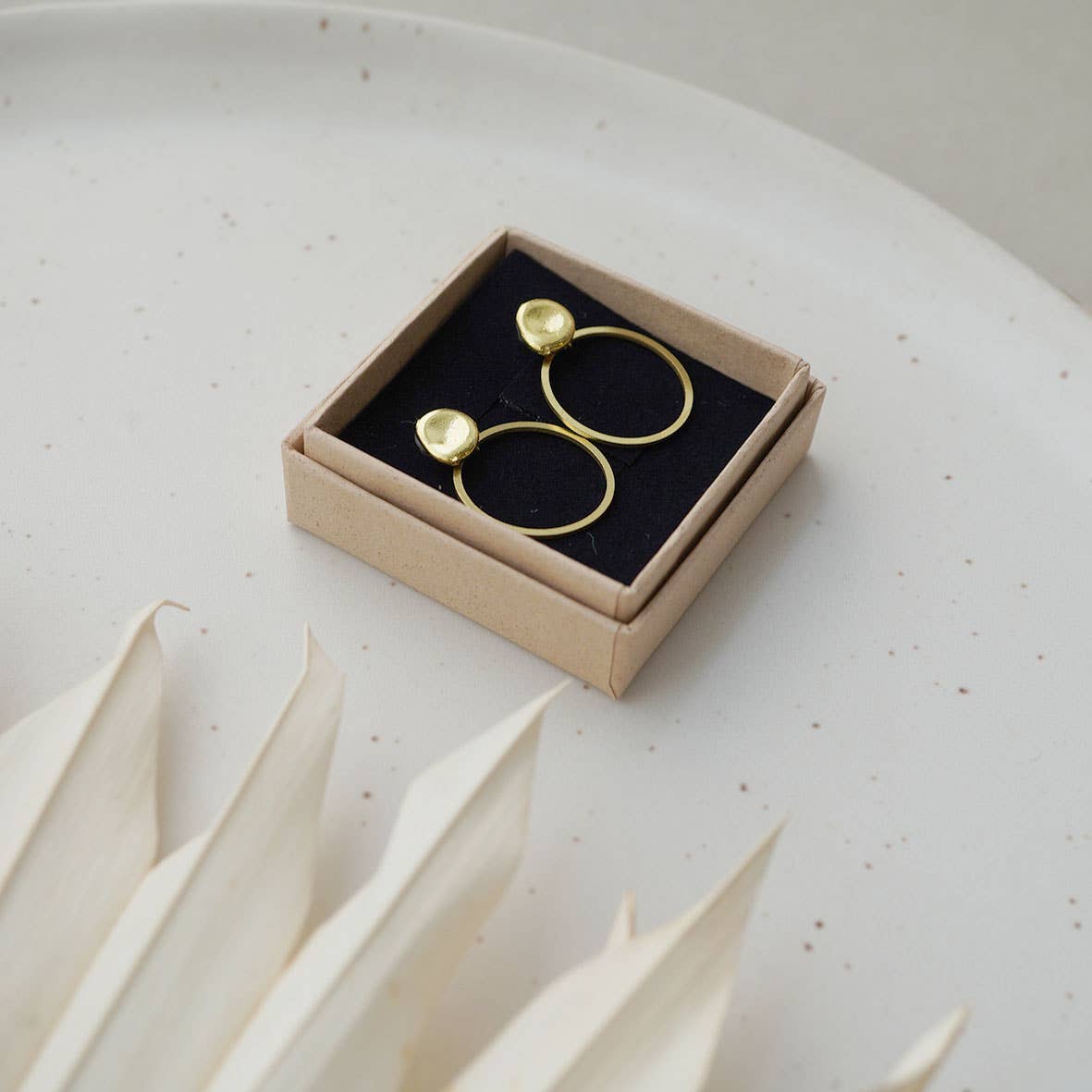 Fräulein Tapir - Wholesale Dangle Earrings - CLARA Earrings1