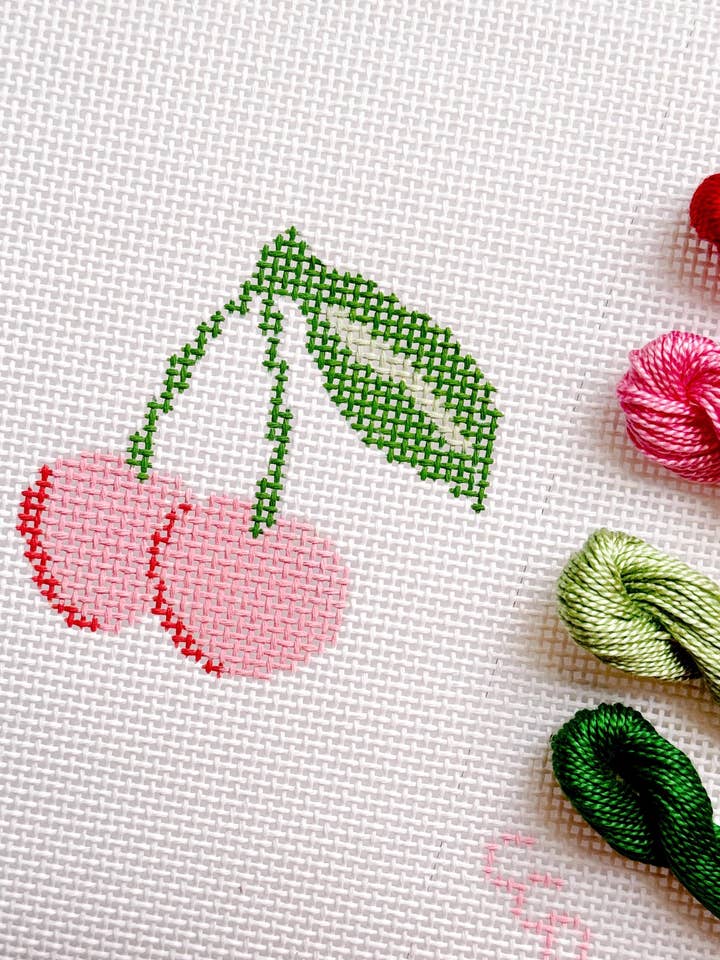 Tela de Ponto de Cruz Cerejas 13 Malha 3” Design, Tela de Ponto de Cruz Cerejas de Verão moderna Pintada à Mão por atacado de Cotswold Co Designs