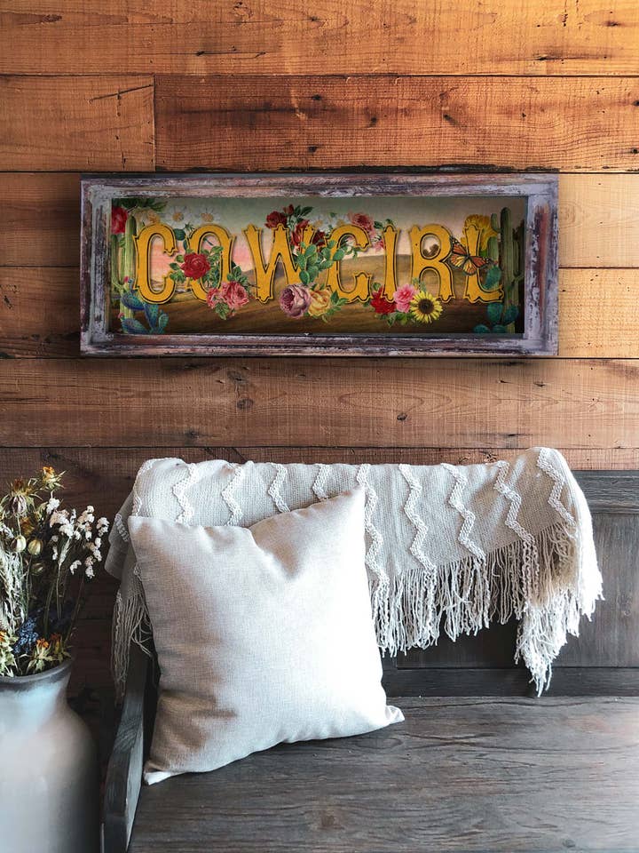 Cowgirl - Œuvre d'art rectangulaire de 11 po x 28 po pour la vente par TroubleMaker Trading Company