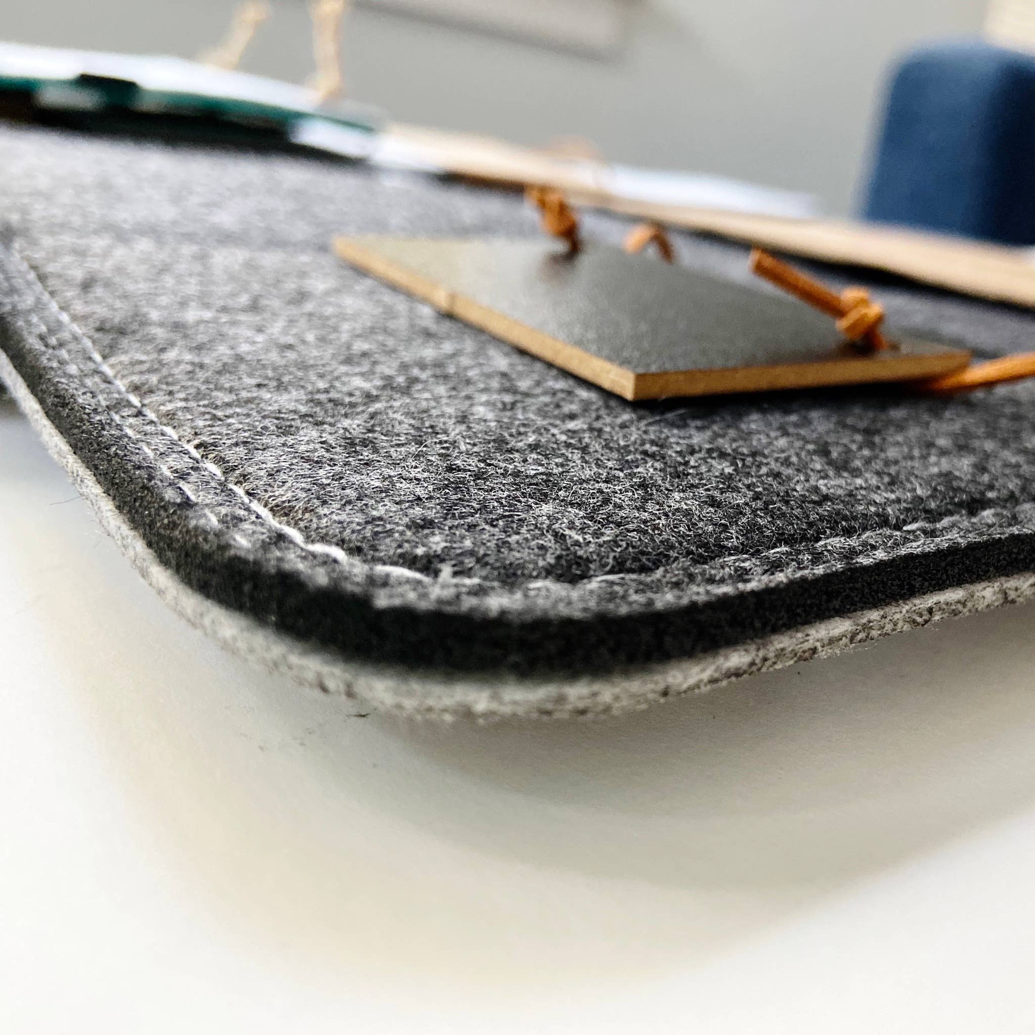 Bagby - Wholesale Phone/Tablet Stand - Bagby Social - Mindful MultiPocket Phone Holder (4 Pockets)15