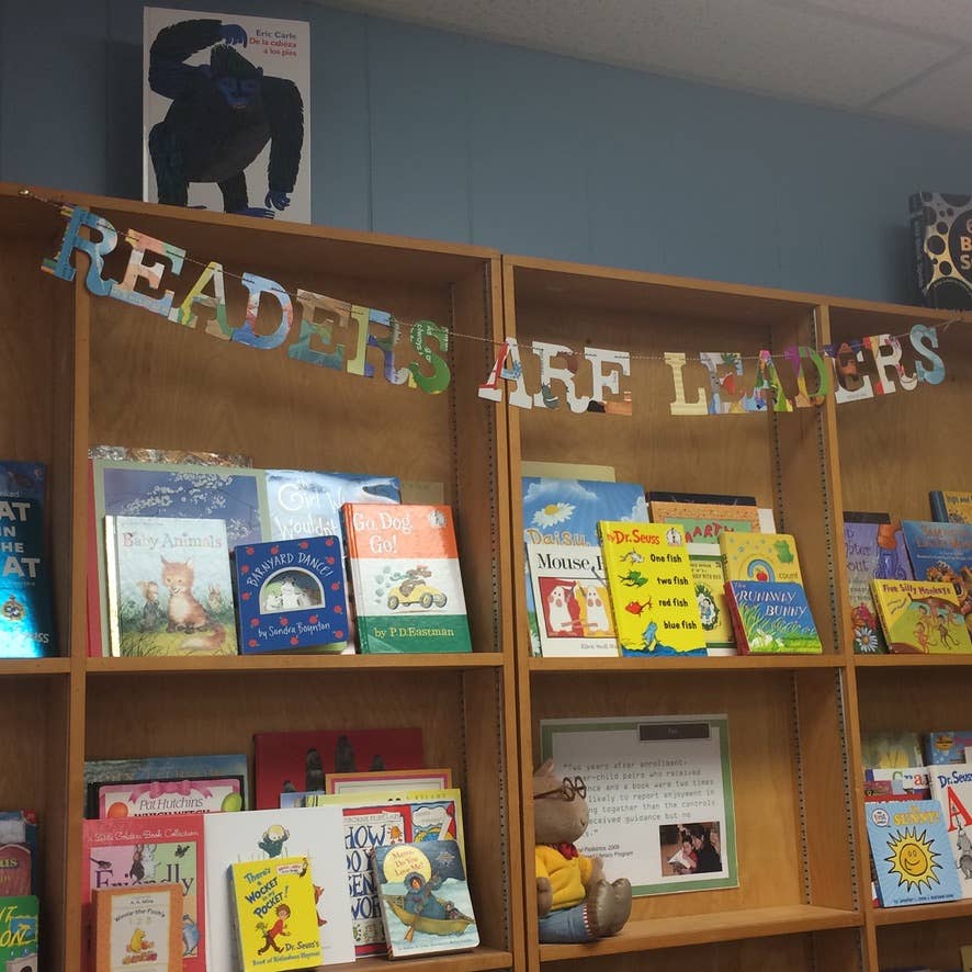 Attic Journals - Wholesale Bunting/Garland - Phrase Garlands - READERS ARE LEADERS5