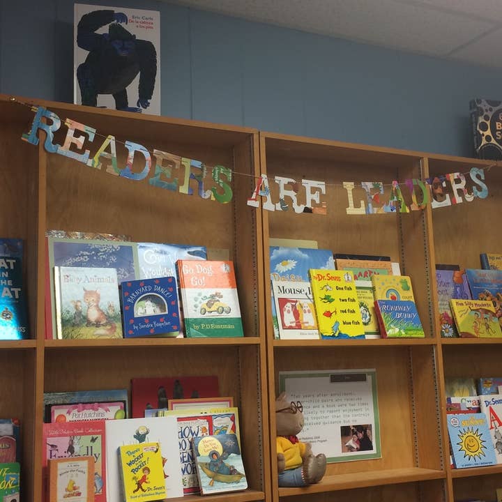 Attic Journals - Wholesale Bunting/Garland - Phrase Garlands - READERS ARE LEADERS5