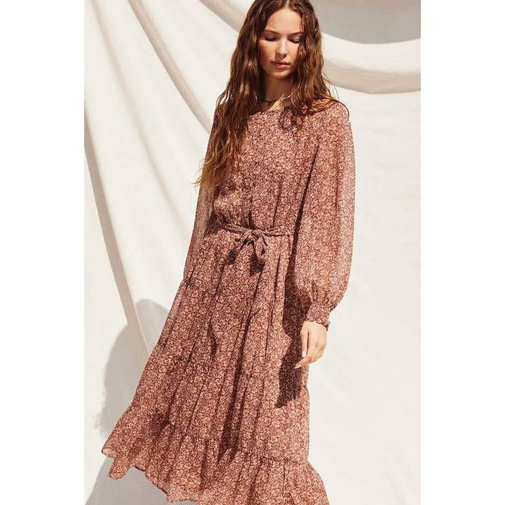 Abito longuette a strati con bottoni e unico per la vendita all'ingrosso da parte di Dress Forum