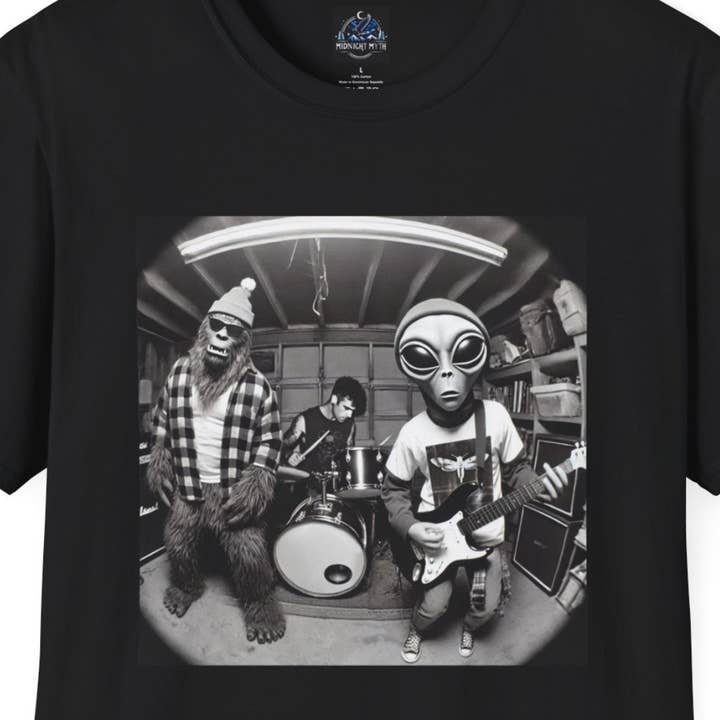 Midnight Myth - Wholesale T-Shirt (Graphic) - Men's - Garage Band 90s Vintage Grunge Shirt Alien Bigfoot Shirt Men11