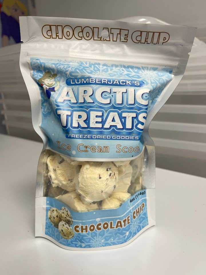 Boules de glace aux pépites de chocolat pour la vente par Lumberjack's Arctic Treats