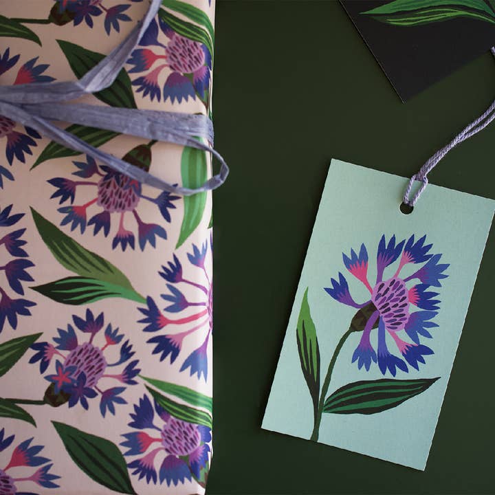 Brie Harrison Ltd – wholesale Flat wrap – Cornflower Gift Wrap 3