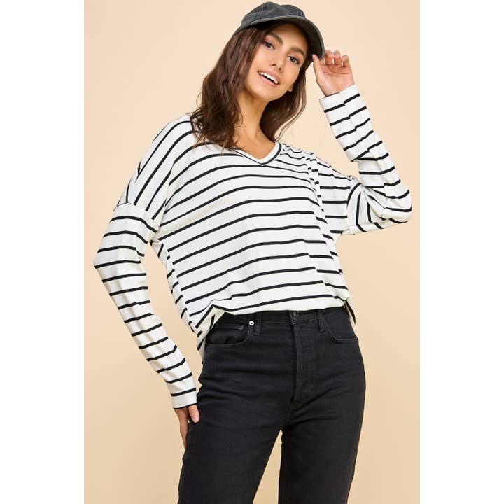 Les Amis - Wholesale Knit Top - Women's - Striped V-Neck Knit Top9
