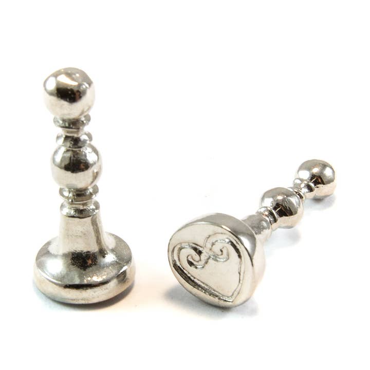 Small Decorative Seals - Swirly Heart for wholesale by Global Solutions, Inc