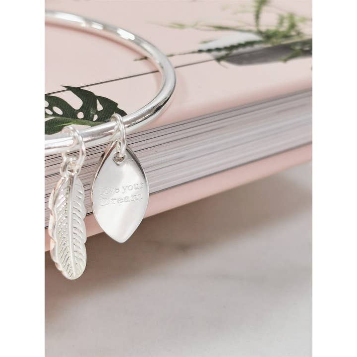 SYMBOLOGY JEWELLERY - Wholesale Charm/dangle bracelet - Live Your Dream Bangle3