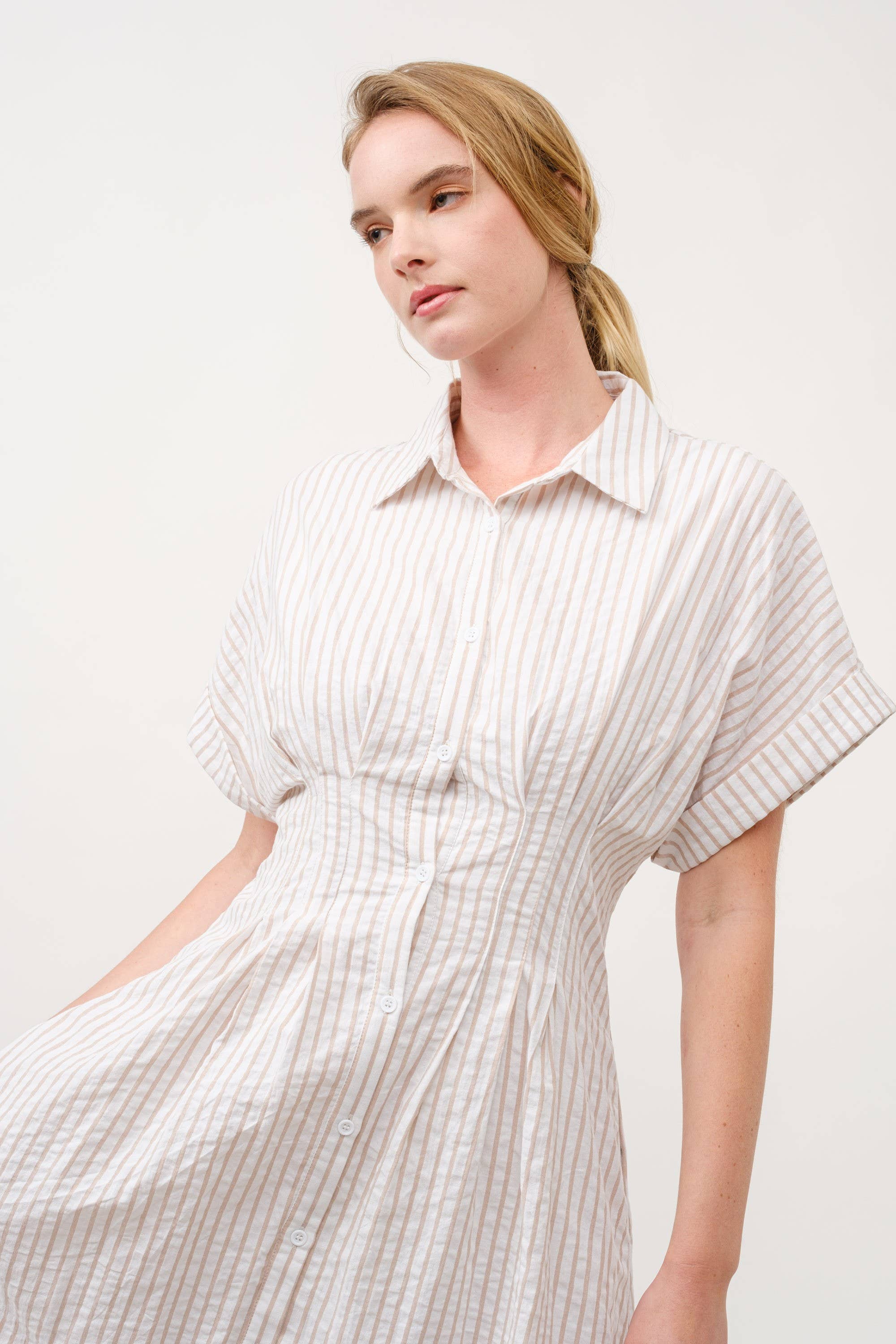 AIBLEE - Vendita all'ingrosso Vestito - Donna - Abito Midi a Righe con Colletto e Bottoni - TAPUE18