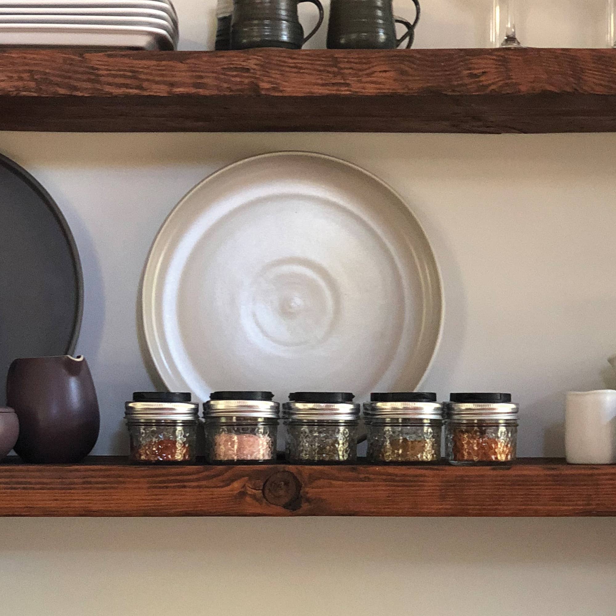 Fox Run Brands - Vendita all'ingrosso Contenitori per alimenti - Coperchio Fox Run Brands per barattoli Mason a bocca regolare, per spezie, nero o bianco5