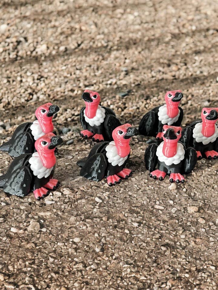 Mini Vulture Buzzard Bird figurine figures 3D printed for wholesale by 3D in Paradise