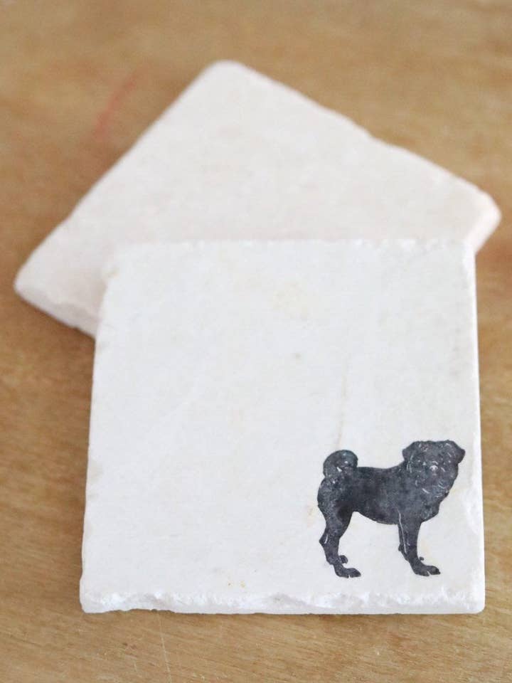 Sort Mops Marmor Coaster for engroshandel hos Lace, Grace & Peonies Marble Coasters