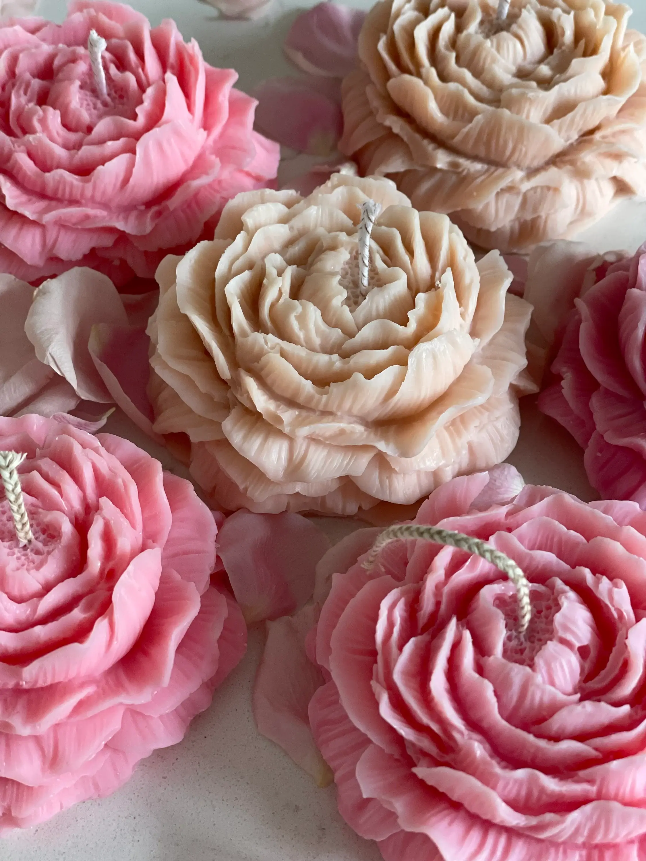 Akivodu Candles - Wholesale Zuilkaars - Pioenroos geurkaars - meerdere kleuren en geuren0