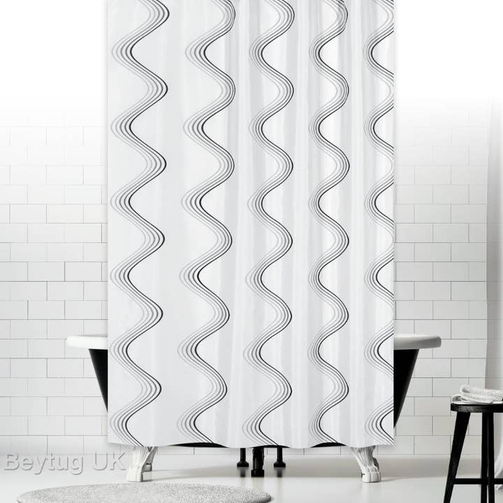 Rideau de douche en tissu Waves - 180 cm de large x 180 pour la vente par TROPIK HOME