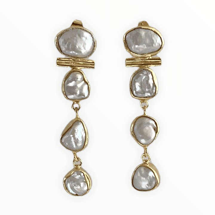 Zoetwaterparel en Goud Cascaderende ADMK Oorbellen voor wholesale door ADMK Jewelry