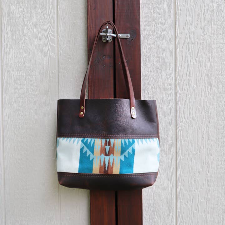 Hawks & Doves - Wholesale Tote Bag - Women's - Wool Tote Short6