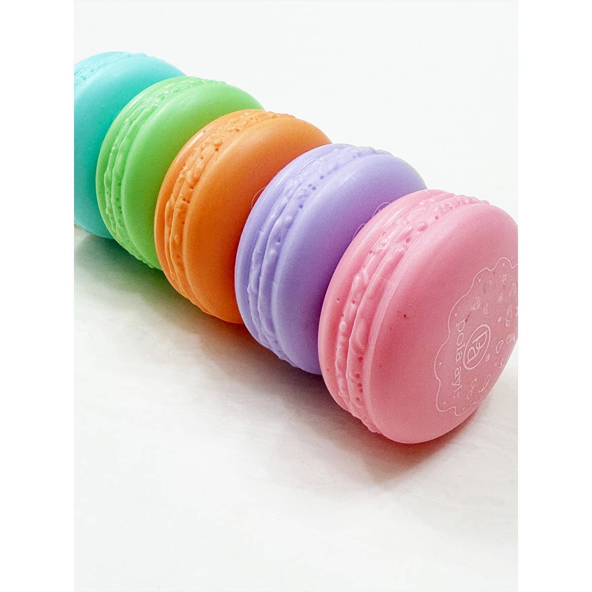 MÉLANGER LA COULEUR Baume à lèvres Macaron en vente sur Faire5