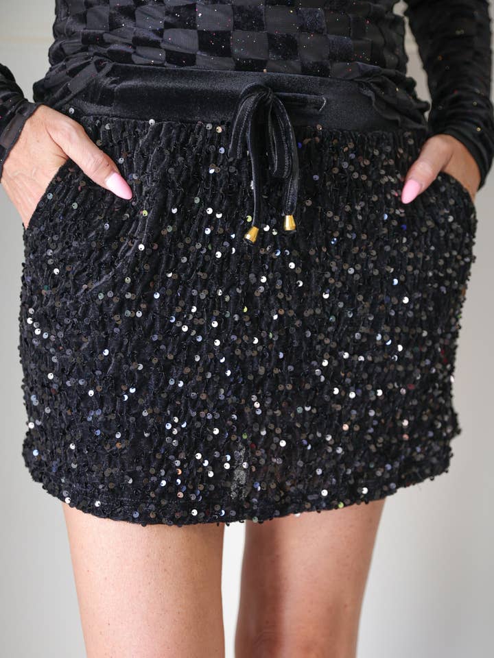 Velvet Hour Paljettkjolbyxor - Svart för wholesale av Jess Lea