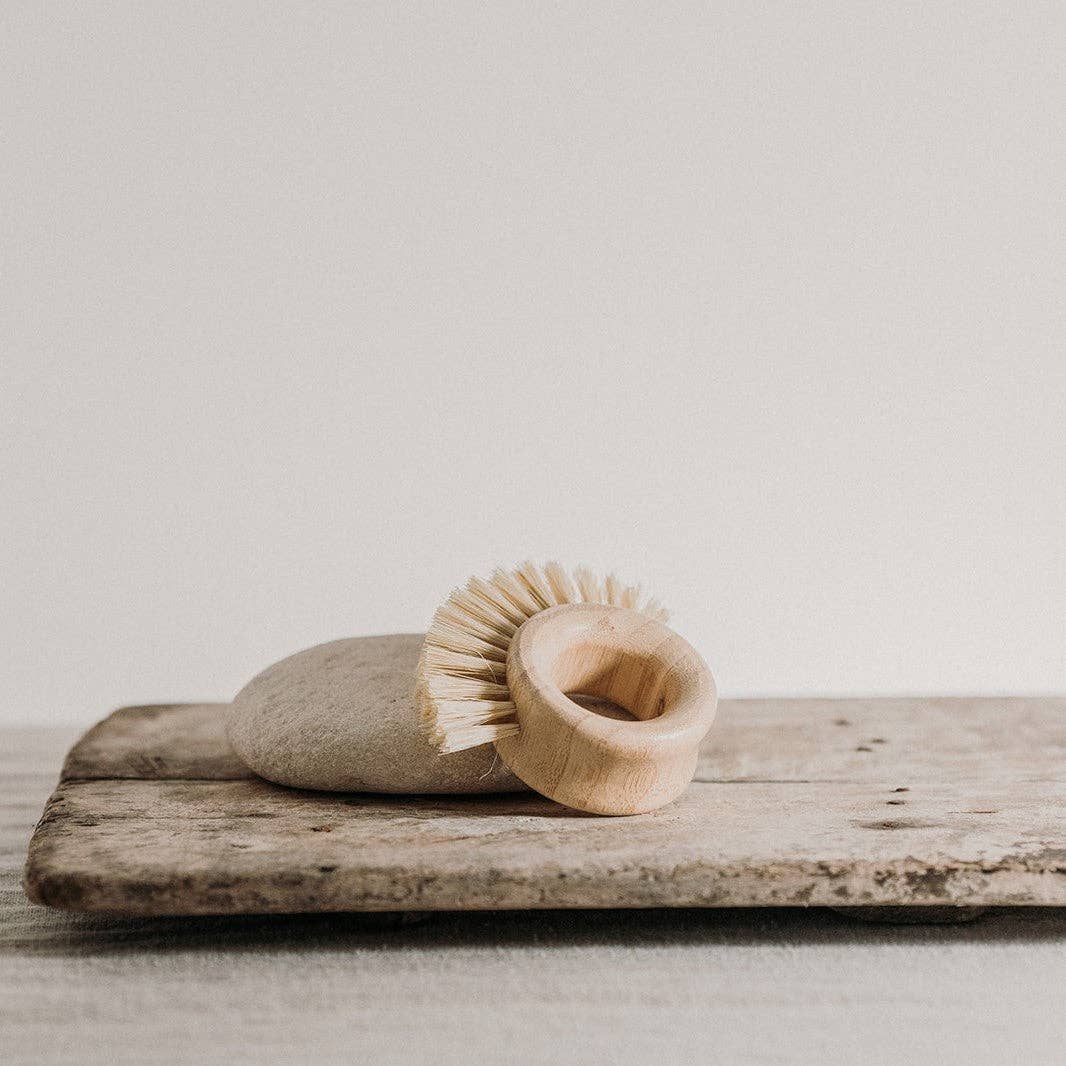 So At Nature – wholesale Cleaning brush – Set Of Three Cleaning Brushes - Yksi2