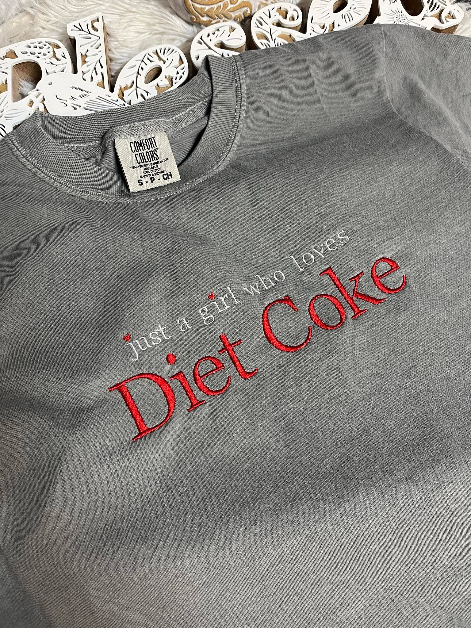 April's Sew Vinyl - Wholesale T-Shirt - Women's - Just a girl who loves1