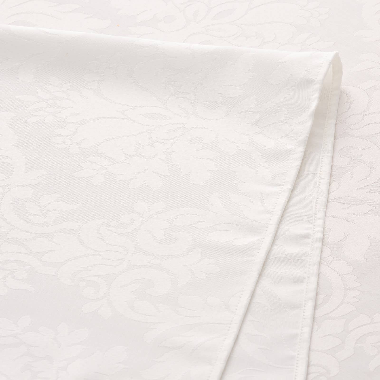 GAMUSI – wholesale Duk – Vattentät jacquardduk i bomull med blommönster från DAMA17