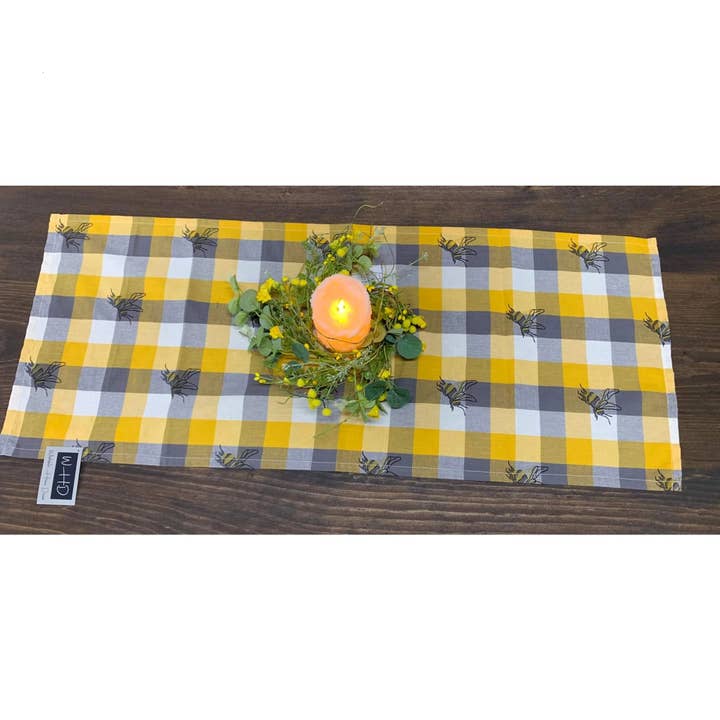 Wholesale Home Decor - Wholesale Table Runner - Honey Bee Runner 15x72in