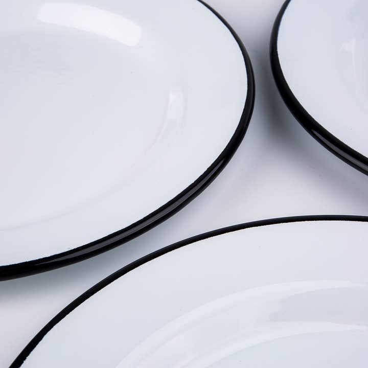 Emalco Enamelware - Wholesale Dinner plate - 9.4" White Enamel Dinner Plate Vintage1