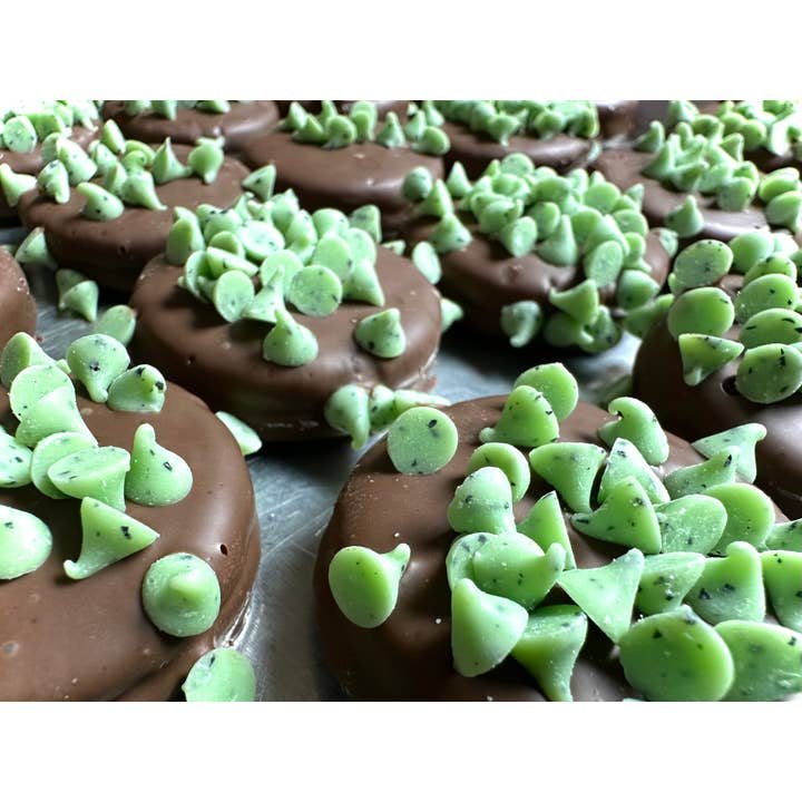 O'Shea's Candies Sweet Shop - Wholesale Chocolate Covered Sweets - 5 Pack O’Oreo “Mint w/ Milk Chocolate” Premium Upscale Tray