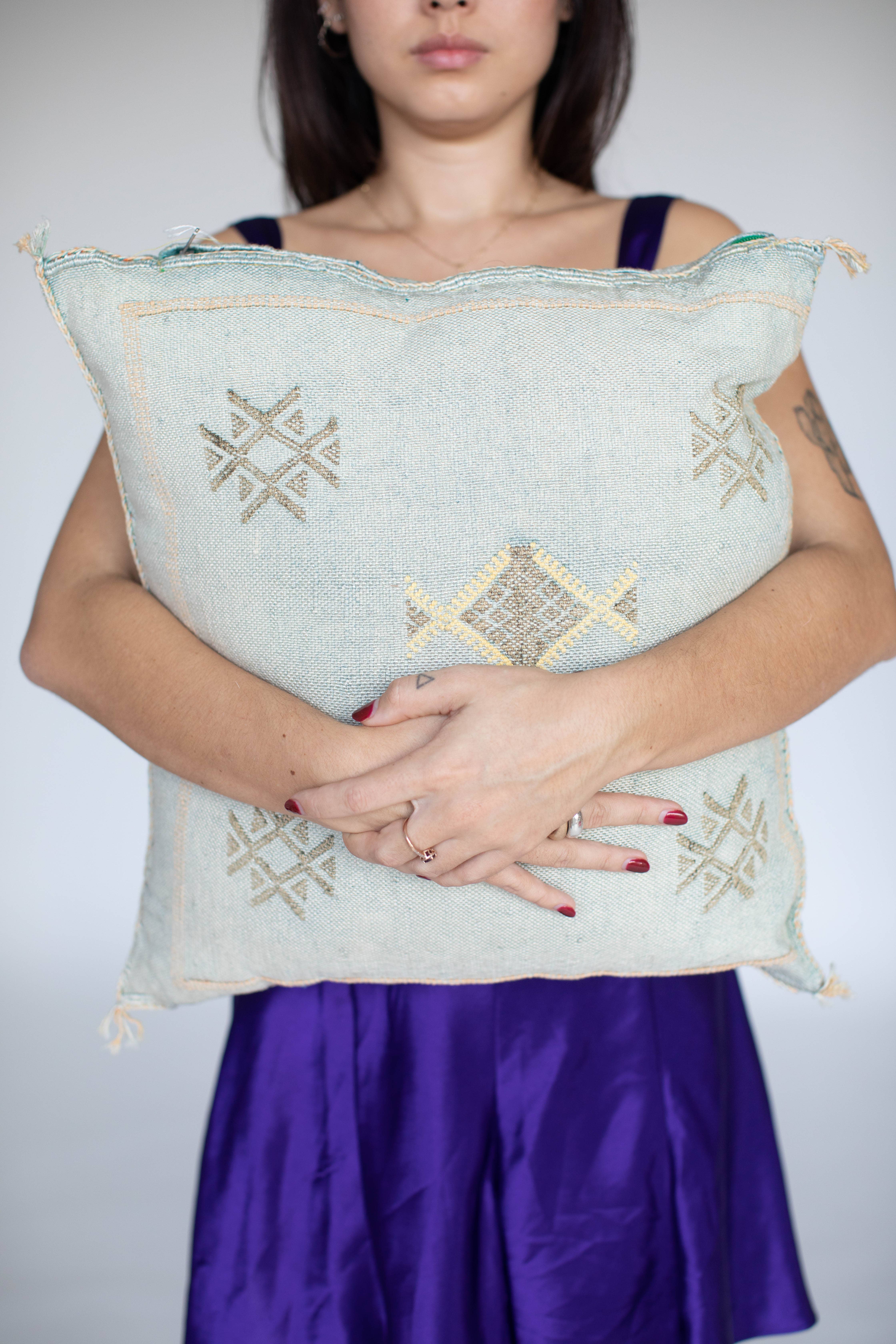 Voyage - Wholesale Throw pillow cover - Moroccan Cactus Silk Pillow Covers2