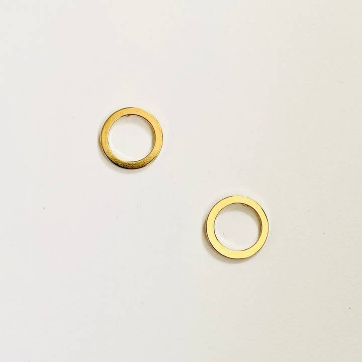 Jess Lussen voor wholesale door NAO JEWELS