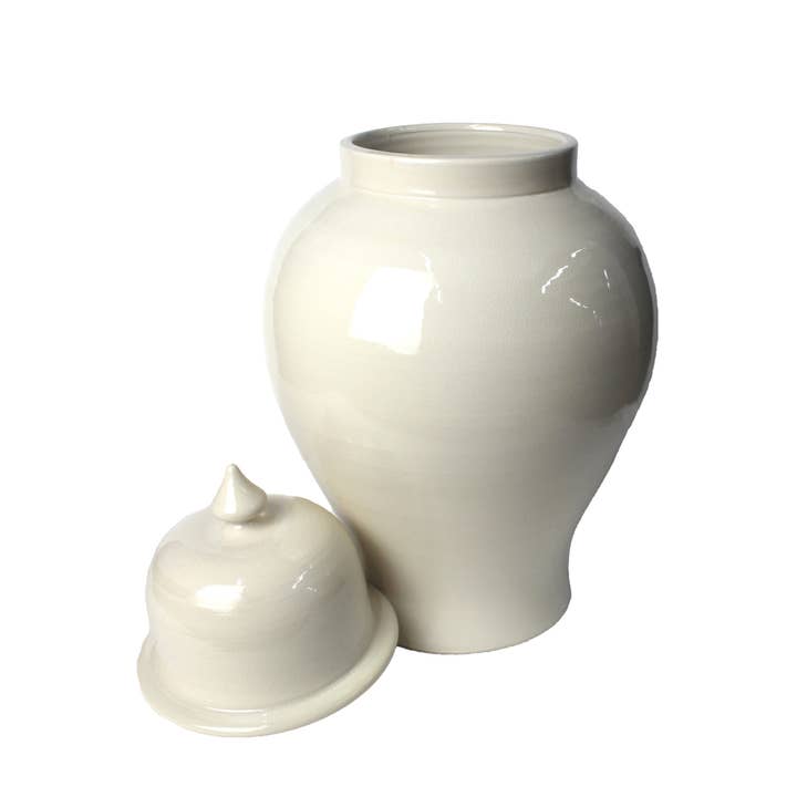 Tempelvase Keramik creme weiß 43 cm Keramikvase mit Deckel für den Großhandel von Signature Home Collection GmbH