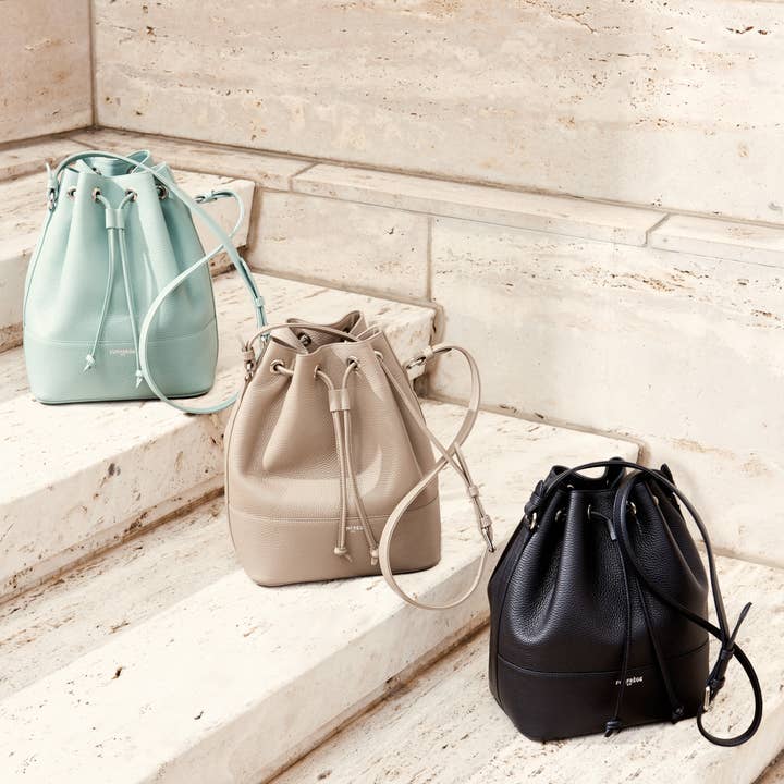 Secchiello Eugènie in pelle per la vendita all'ingrosso da parte di Fonfrege