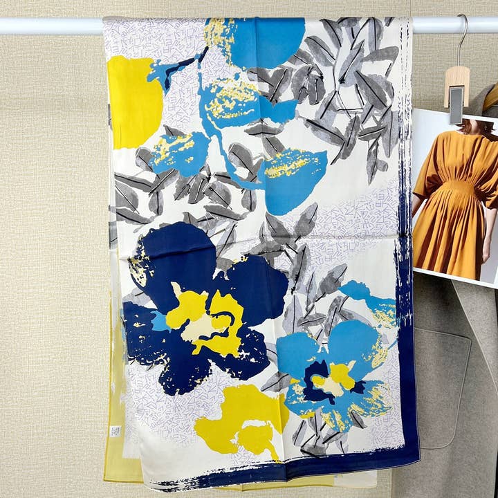 Marayn - Wholesale Scarf - Women's - Mulberry Silk Scarf Floral Elegance for Every Occasion