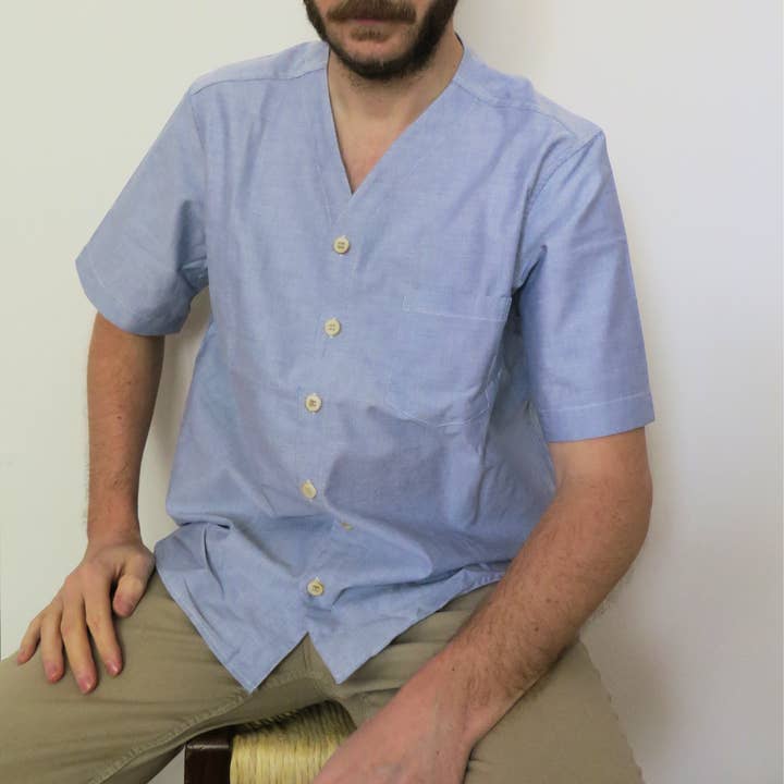 Baseball BT01 cod 2 - Oxford cotton, V-shape collar, oversized fit for wholesale by Bevilacqua Firenze