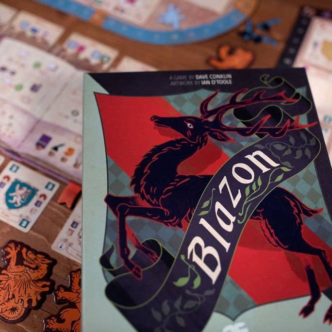 25th Century Games - Wholesale Board Game - Blazon - Heraldic Shield Design Board Game12