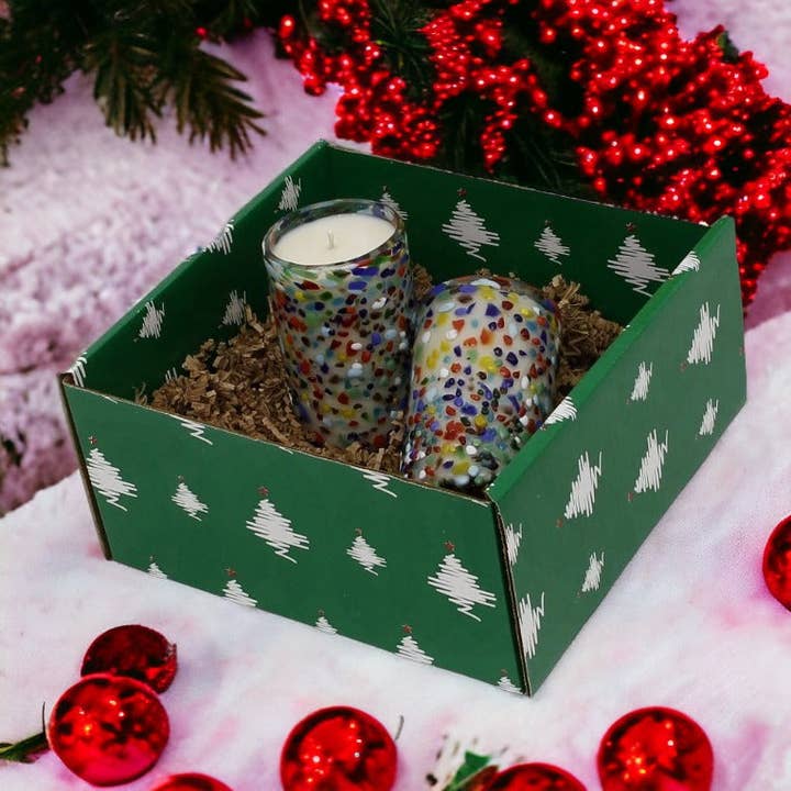 Artistica - Deruta of Italy - Wholesale Jar/Filled Candle - GIFT BOX CHRISTMAS: Green Gift Box with Murano Glass Candles LG. 14 Oz(Set of 2 pcs)