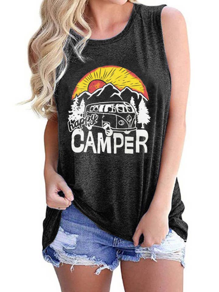 T-shirt sans manches à col rond Happy Camper pour la vente par Suzie Q USA