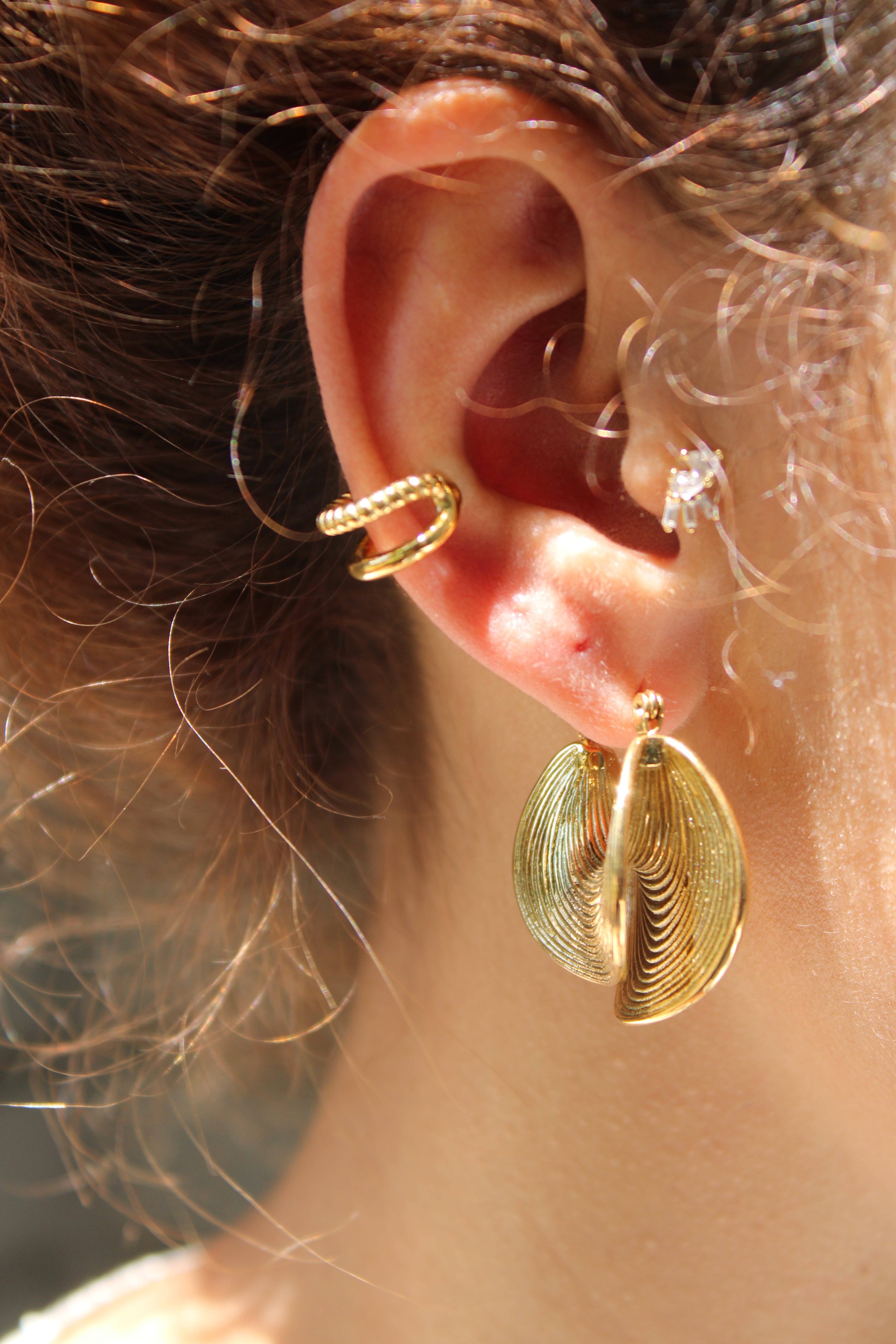 24th & Gold - Wholesale Hoop Earrings - Livi Earrings1