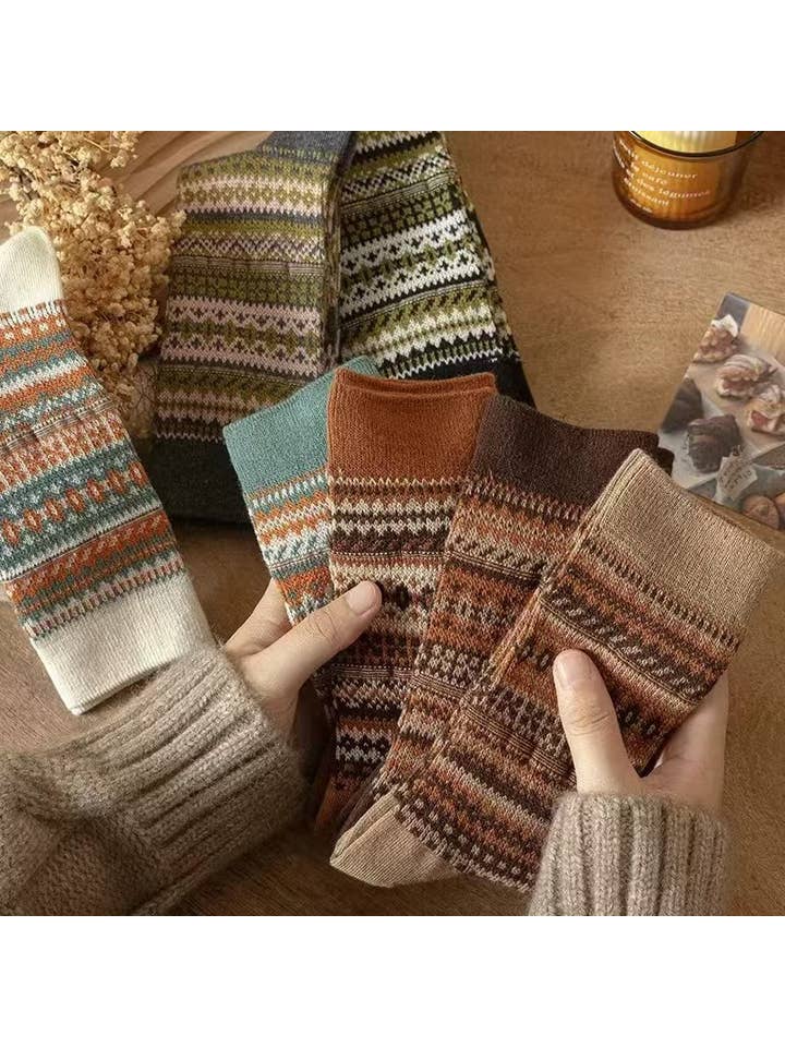 Sweetkama - Wholesale Socks – Women's - Ladies Vintage Bohemia Totem Knit Socks SKASC41779