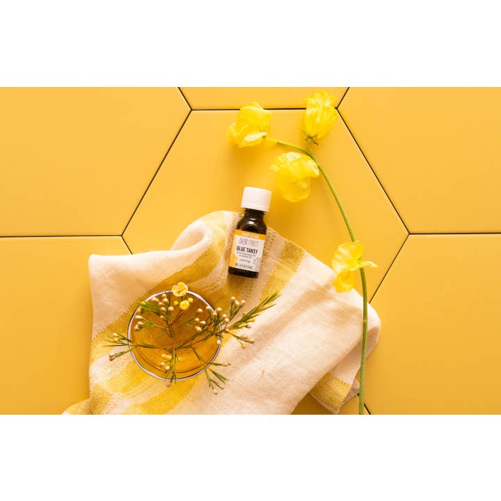 Aura Cacia - Wholesale Essential Oil - Blue Tansy Essential Oil in Jojoba|100% Pure Essential Oils3