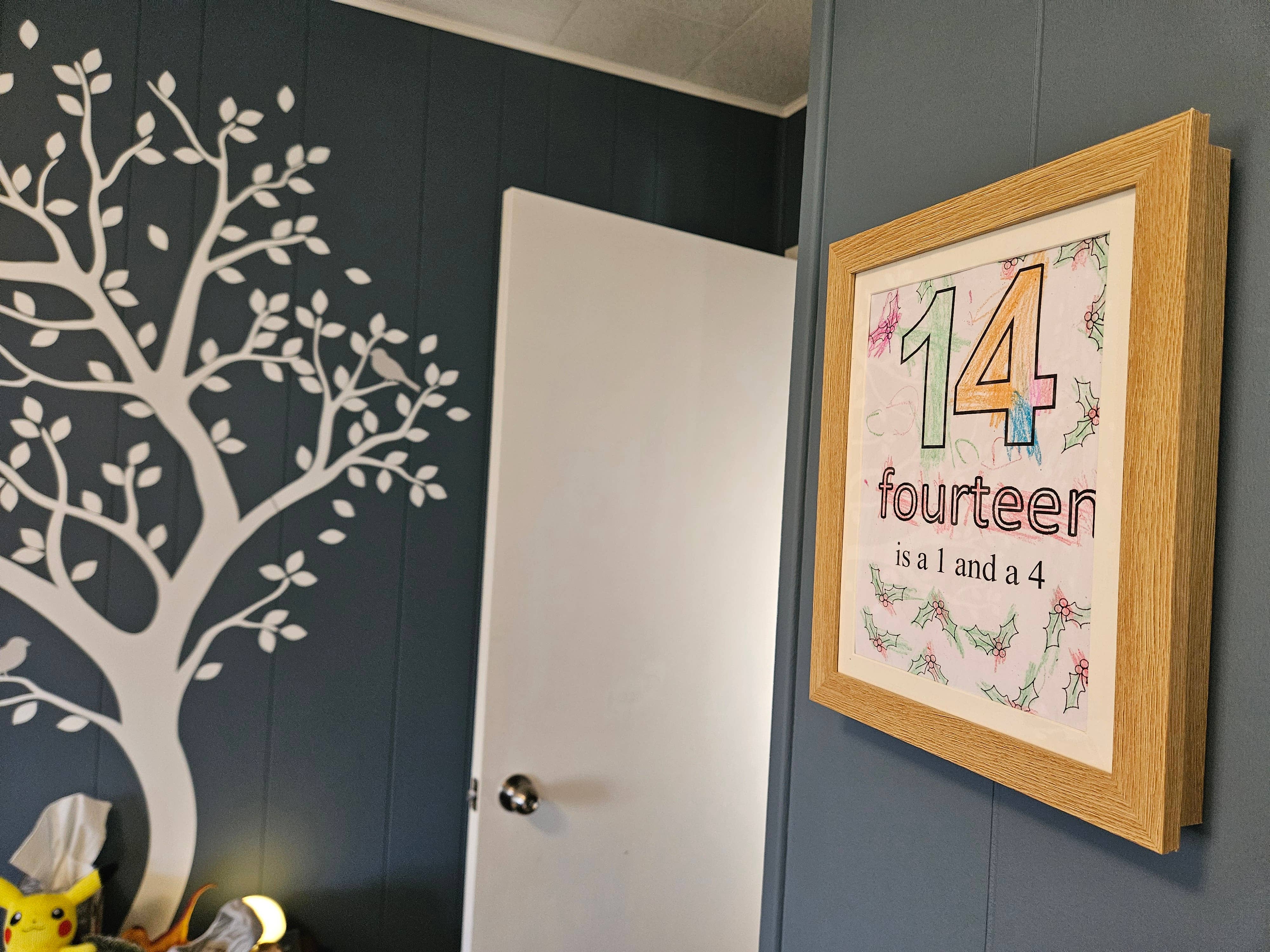 Witty Words - Cards and Wall Art - Wholesale Picture Frame - 4 in 1 Lighthouse Witty Words Display & Storage - Frame Set14