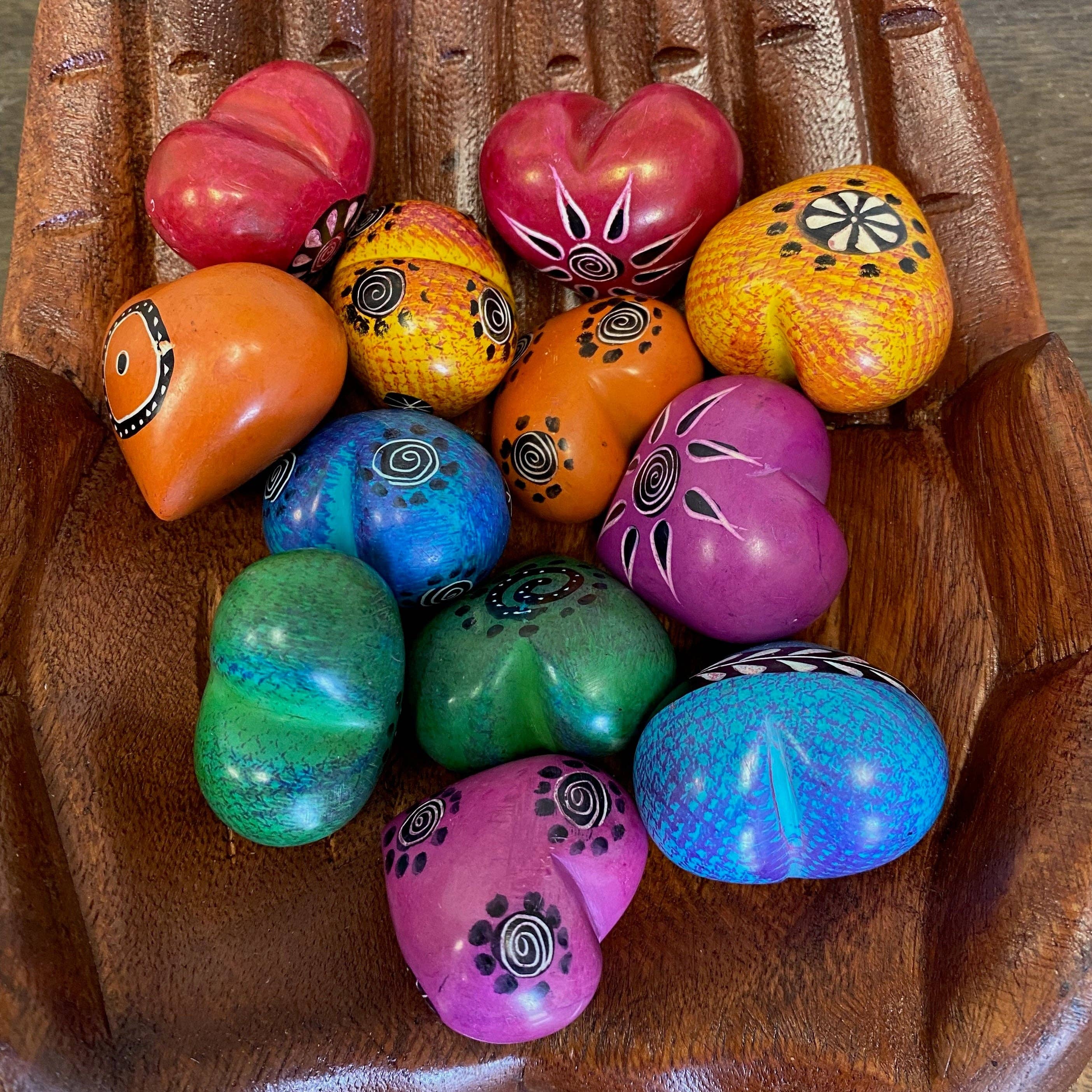 Gitzell FairTrade - Wholesale Decorative Figurine - Soapstone Medium Hearts-Set of 64