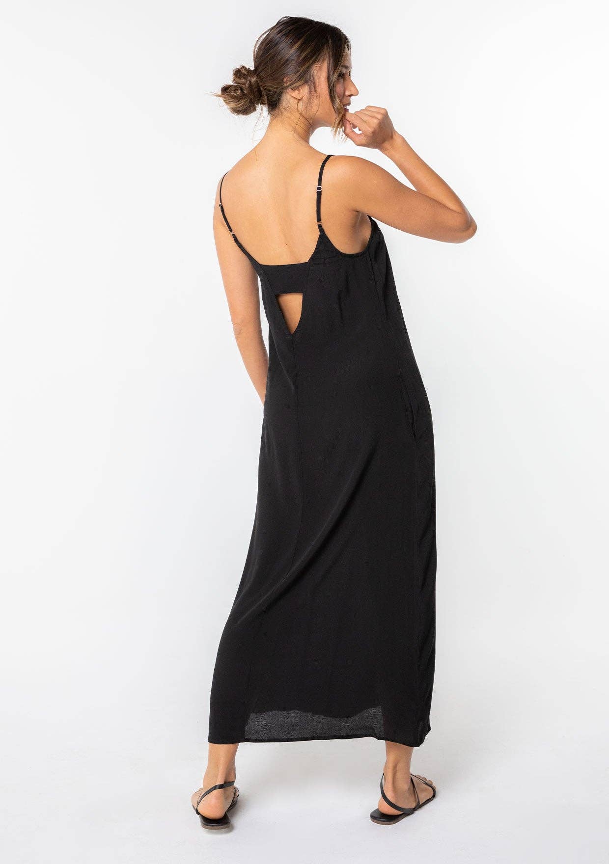 Black Boho Flowy Spaghetti Strap Maxi Dress for wholesale on Faire1