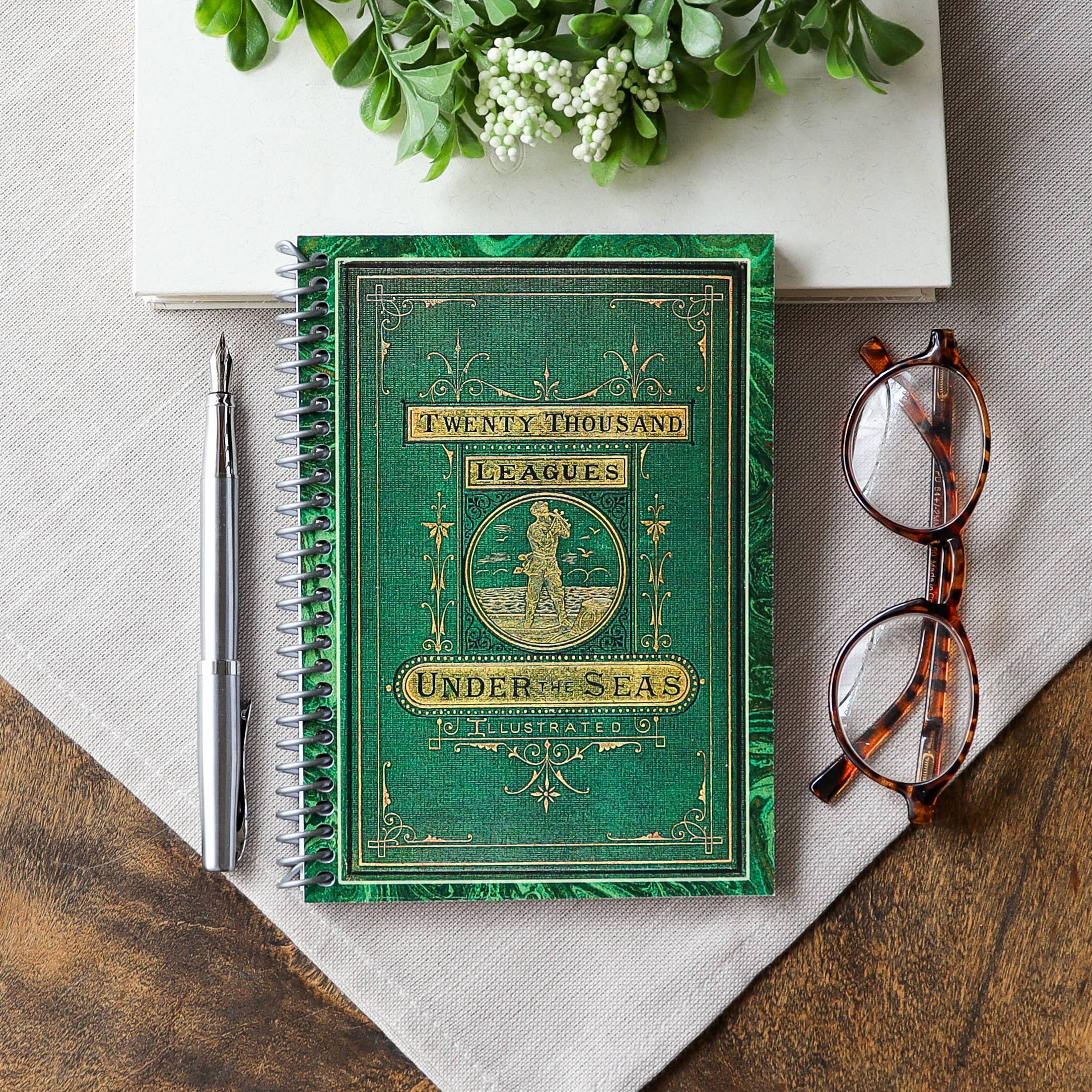 Sunshine and Ravioli - Vente Cahiers - Cahier à spirale, Vingt mille lieues sous les mers0