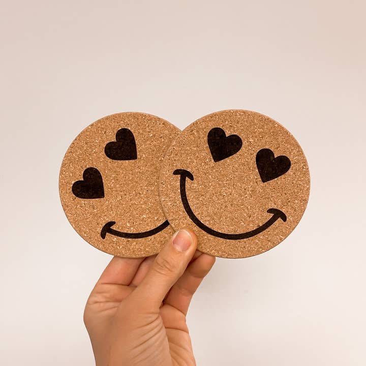 Johnson Livings LLC – Großhandel Untersetzer – Untersetzer aus Kork mit Smiley-Motiv