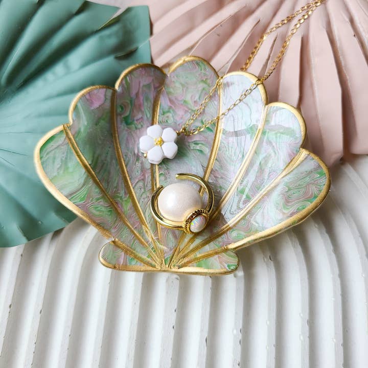 Con Alma Handmade Goods - Wholesale Jewelry Dish - Mermaid Shell Trinket Dish